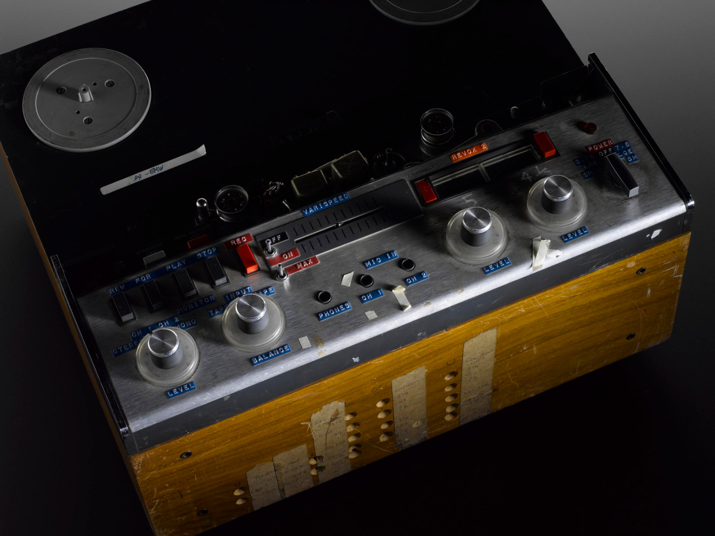 The Evolution of Musical Instruments: How New Technologies are Transforming Composition